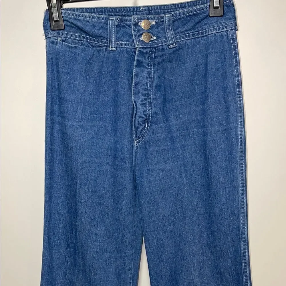 Vintage High-Rise Blue bell bottoms Jeans